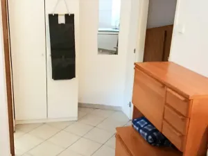 Pronájem komerční nemovitosti, Praha - Vinohrady, Lužická, 18 m2