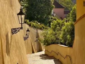 Pronájem bytu 2+kk, Praha - Malá Strana, Vlašská, 73 m2