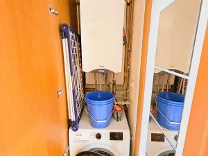 Pronájem bytu 2+kk, Praha - Holešovice, V zákoutí, 42 m2