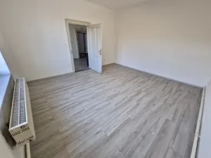 Pronájem kanceláře, Ostrava - Moravská Ostrava, Pohraniční, 37 m2