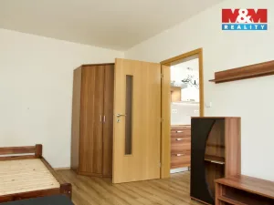 Pronájem bytu 1+1, Karlovy Vary - Bohatice, Lomená, 35 m2