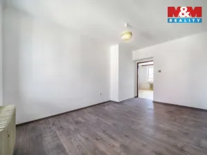 Prodej bytu 3+1, Domažlice, Ladova, 76 m2