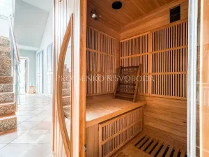 Prodej ubytování, Batelov, Třešťská, 490 m2