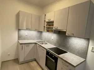 Prodej bytu 3+kk, Bašť, Bořanovická, 71 m2