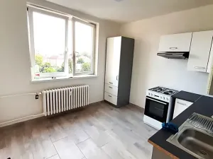 Pronájem bytu 2+1, Ostrava, Varenská, 66 m2