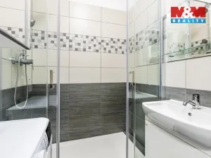 Pronájem bytu 2+1, Praha - Malešice, Počernická, 51 m2