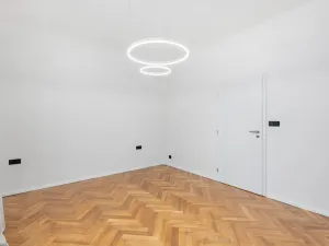 Pronájem bytu 3+kk, Praha - Libeň, Sokolovská, 73 m2