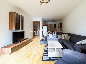 Pronájem bytu 2+kk, Praha - Žižkov, Jeseniova, 62 m2