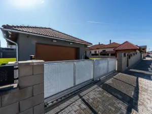 Prodej rodinného domu, Kaplice, Polní, 240 m2