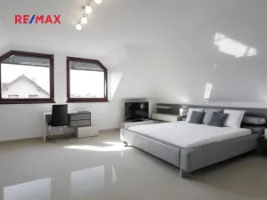 Prodej rodinného domu, Říčany, Tulipánová, 260 m2