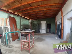 Prodej rodinného domu, Semčice, 300 m2