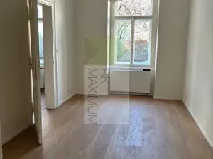 Pronájem kanceláře, Praha - Žižkov, Ondříčkova, 43 m2