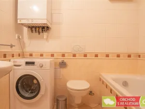 Pronájem bytu 1+kk, Praha, Kozácká, 30 m2