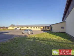 Pronájem výrobních prostor, Morašice, 2710 m2