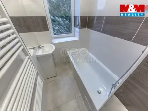 Pronájem bytu 2+kk, Nové Město pod Smrkem, Ludvíkovská, 36 m2