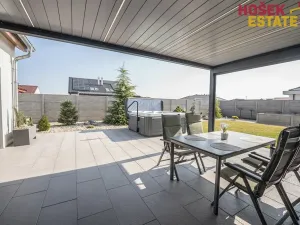 Prodej rodinného domu, Pohořelice, U Větrolamu, 160 m2