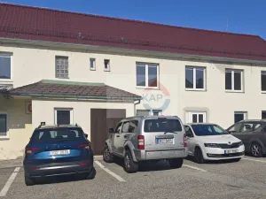 Pronájem kanceláře, Střítež - Kaplice-nádraží