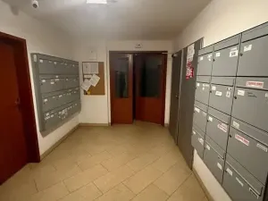 Pronájem bytu 1+kk, Praha - Smíchov, Plzeňská, 34 m2