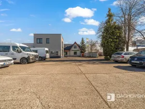 Prodej obchodního prostoru, Pardubice, K Dolíčku, 374 m2