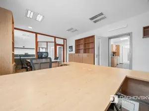 Prodej obchodního prostoru, Pardubice, K Dolíčku, 374 m2