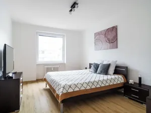 Pronájem bytu 3+1, Praha - Střešovice, Střešovická, 77 m2