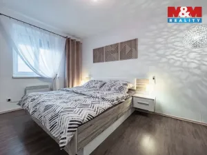 Pronájem bytu 2+kk, Chvalovice, 49 m2