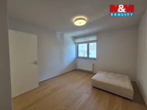 Pronájem bytu 3+kk, Beroun - Beroun-Město, Nad Paloučkem, 109 m2
