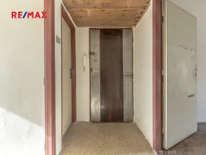 Prodej bytu 1+1, Praha - Smíchov, Holečkova, 24 m2