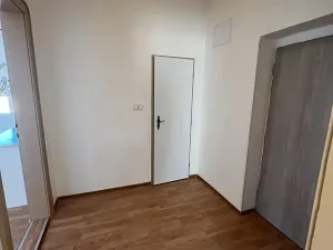 Pronájem bytu 2+1, Liberec, Raisova, 68 m2