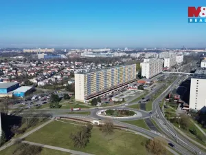 Prodej bytu 3+1, Hradec Králové - Třebeš, třída Edvarda Beneše, 99 m2