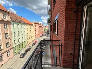 Pronájem bytu 2+kk, Praha - Holešovice, V háji, 57 m2