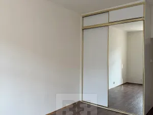 Pronájem bytu 2+1, Praha - Holešovice, U Uranie, 56 m2