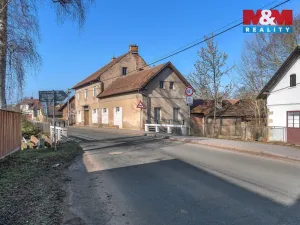 Prodej rodinného domu, Chomutice, 260 m2