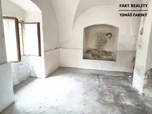 Pronájem garáže, Býčkovice, 100 m2