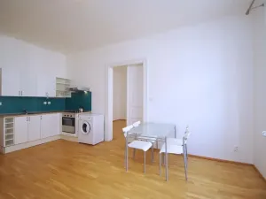 Pronájem bytu 2+kk, Praha - Žižkov, Kubelíkova, 46 m2
