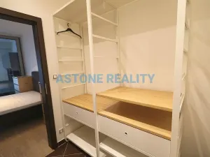 Prodej bytu 2+kk, Praha - Žižkov, Olšanská, 59 m2