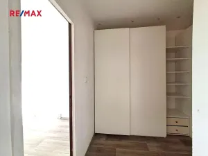 Pronájem bytu 2+kk, Praha - Písnice, Na okruhu, 50 m2