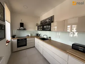 Prodej bytu 4+1, Liberec, Hanychovská, 113 m2