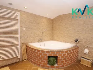 Prodej bytu 3+kk, Karlovy Vary, Dlouhá, 63 m2