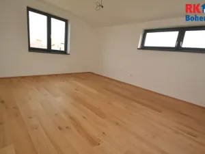 Prodej bytu 3+kk, Praha - Lhotka, Slepá I, 74 m2