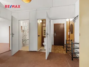 Prodej bytu 3+1, Praha - Chodov, Mikulova, 64 m2