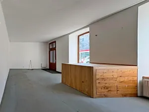 Pronájem obchodního prostoru, Brno, Štefánikova, 110 m2