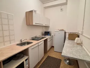 Pronájem skladu, Praha - Stodůlky, V hůrkách, 800 m2