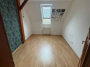 Pronájem pokoje, Beroun, Pod Kaplankou, 14 m2