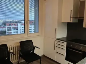 Pronájem bytu 1+1, Praha - Letňany, Chlebovická, 35 m2