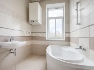 Prodej ubytování, Mělník, Českolipská, 418 m2