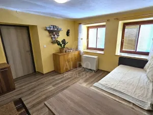 Prodej rodinného domu, Kamenice nad Lipou, Dobšova, 87 m2