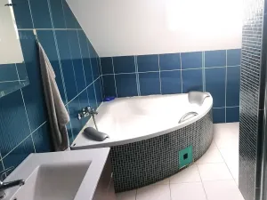 Pronájem bytu 3+1, Smržovka, Husova, 90 m2