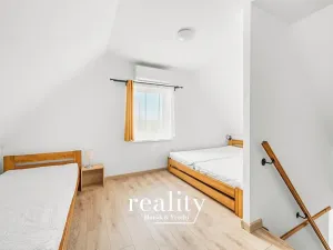 Prodej apartmánu, Jevišovka, 190 m2