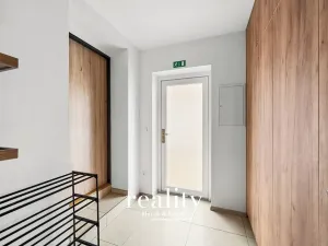 Prodej apartmánu, Jevišovka, 190 m2